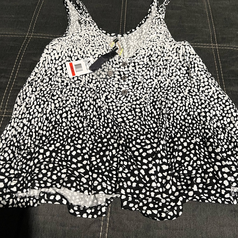 Brand new Jessica Simpson tank